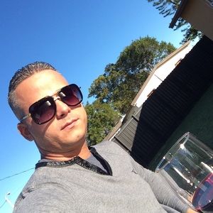 Meet your Posher, Yurni